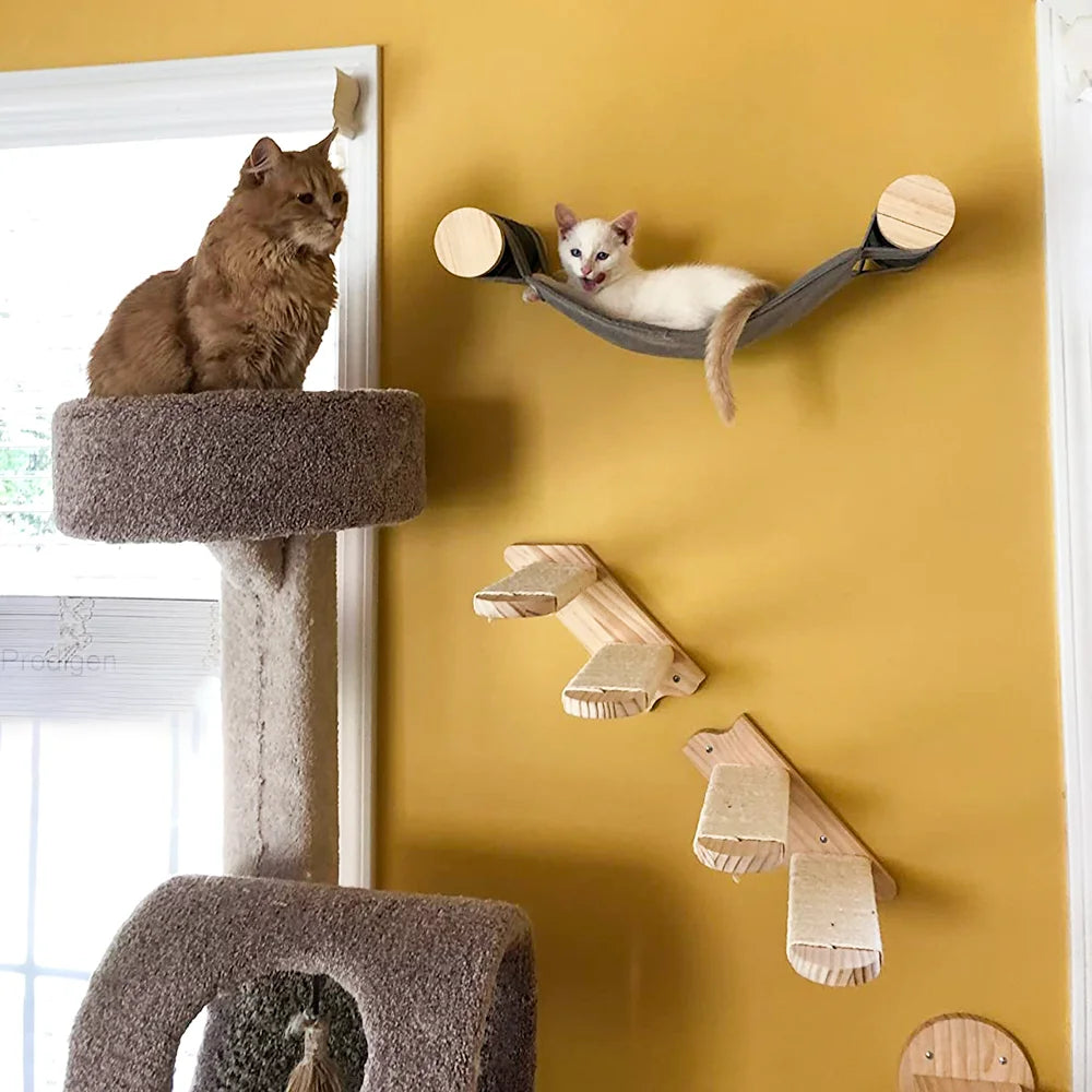 SkyLounge™ Wall-Mounted Cat Playground
